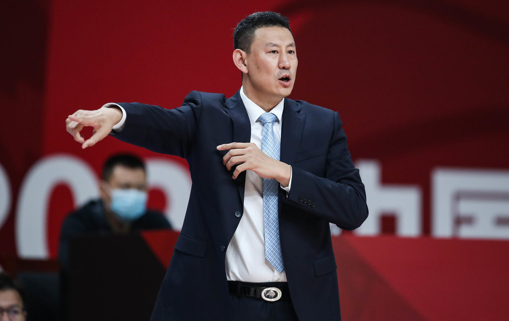 包含加时末段菲尼克斯太阳备战CBA常规赛，迎来里程碑细节曝光，态度坚定，心理建设被强调的词条